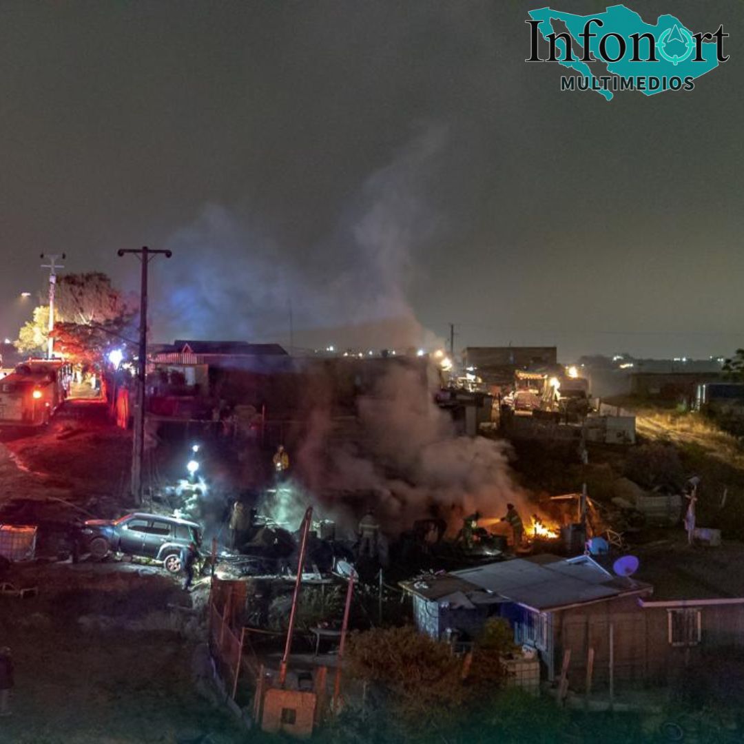 Muere calcinado tras incendiarse casa de madera en un predio baldío