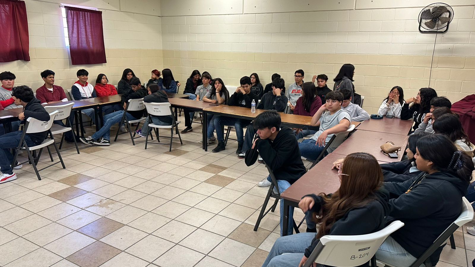 25% de usuarios de internet mayores de 12 años vivieron acoso cibernético: Lorena Meléndez Yañez