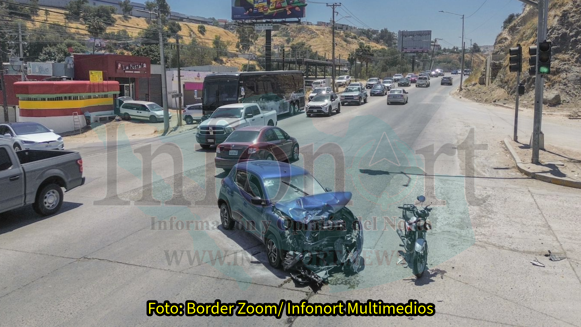 Repartidor de comida es arrollado por un vehículo en bulevar Cuauhtémoc