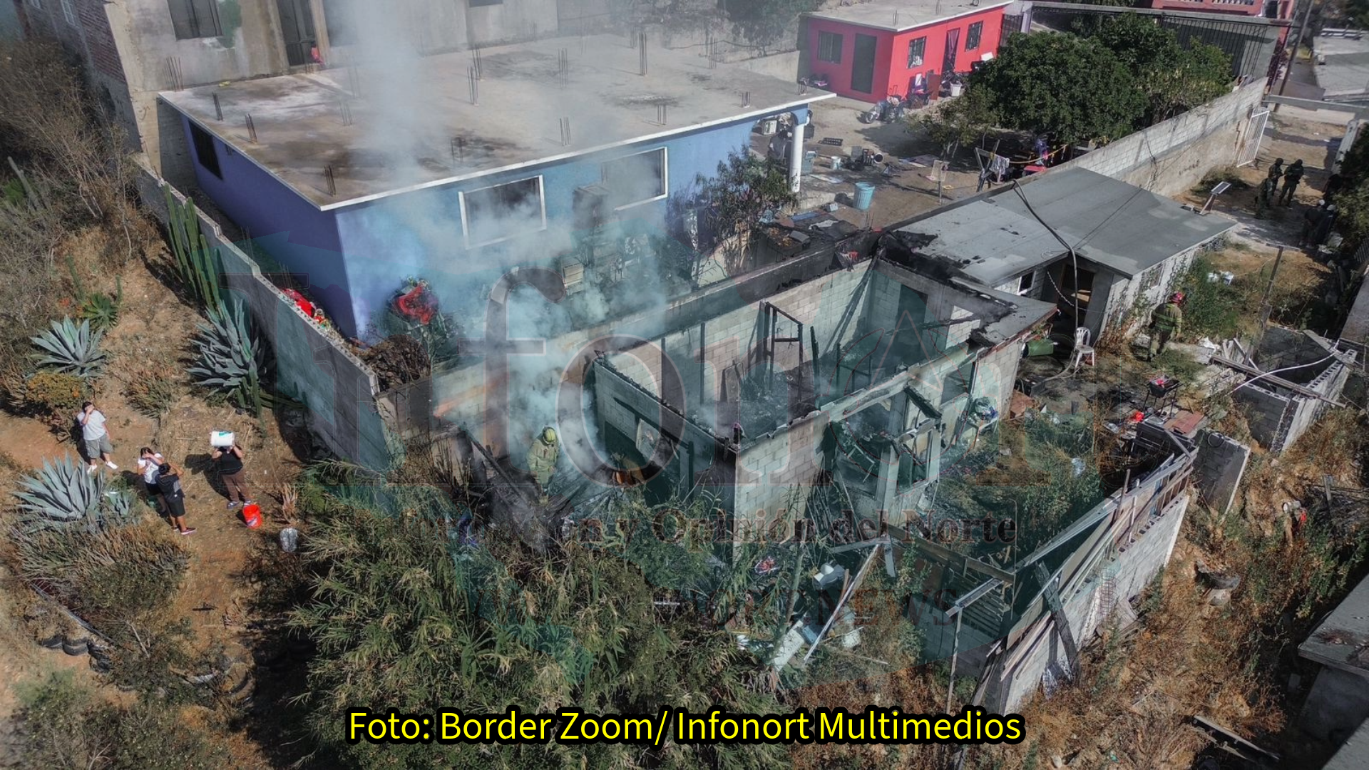 Incendio consume una vivienda en colonia Obrera