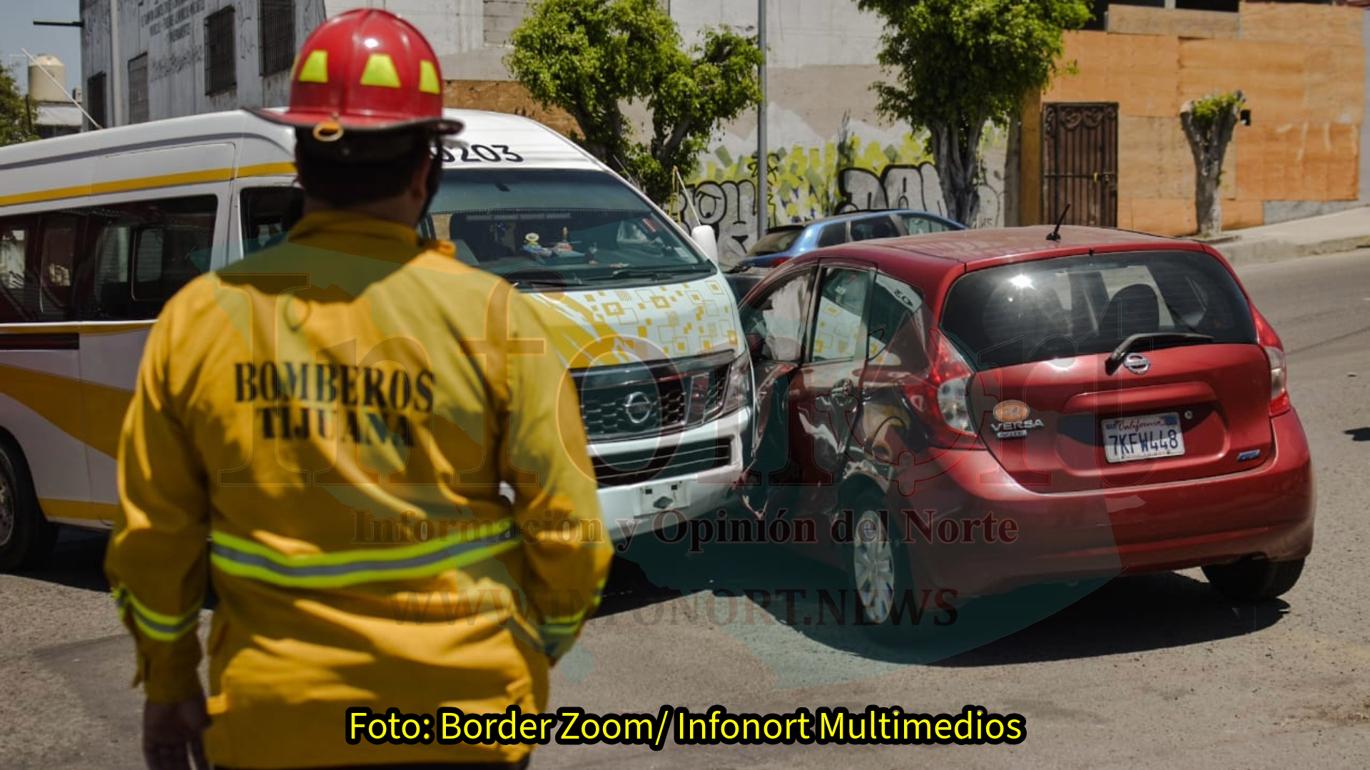 Vehículo choca con taxi lleno de pasajeros, en Zona Norte