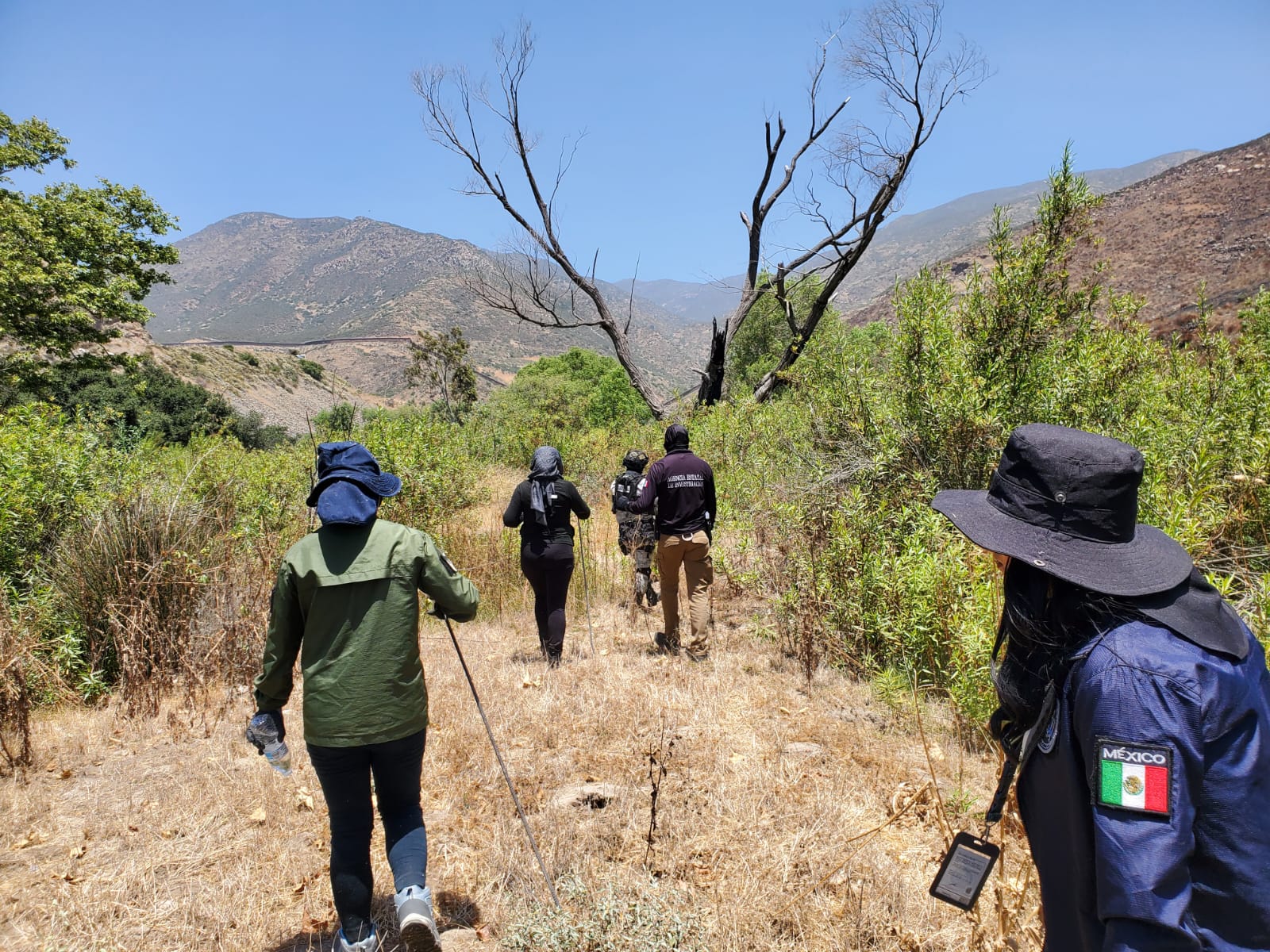 Rescatan a migrante y hallan resto óseo en operativo de búsqueda en carretera Tijuana – Mexicali