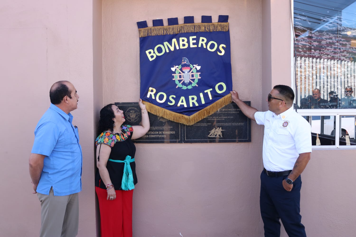 Inauguran segunda etapa de edificio de bomberos, en  Rosarito