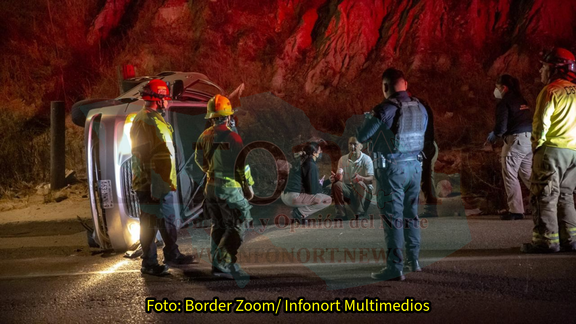 Conductor sale ileso tras volcarse sobre el bulevar Fundadores