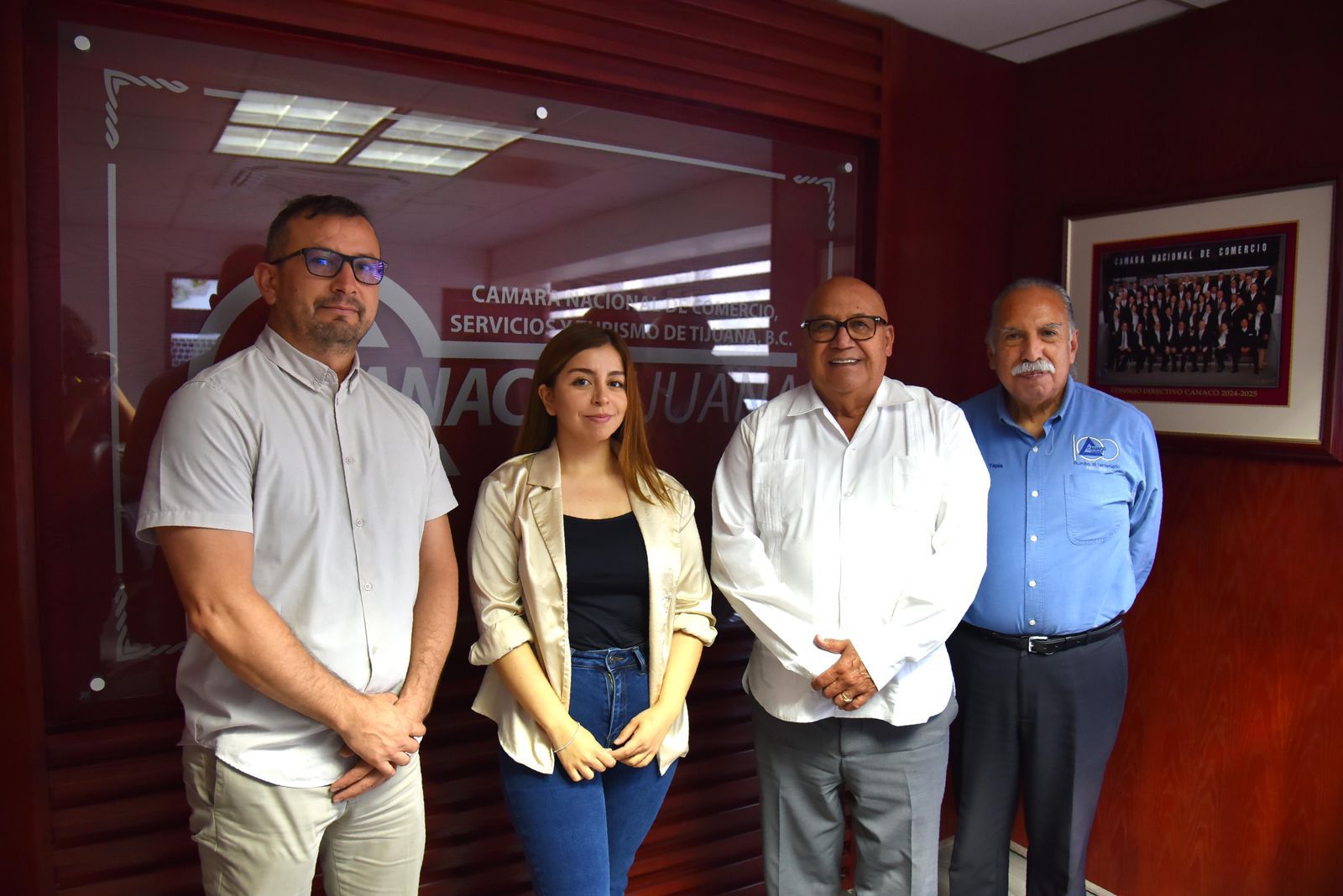 CANACO EXHORTA A COMERCIANTES A INSTALAR BOTÓN DE EMERGENCIA EN SUS NEGOCIOS