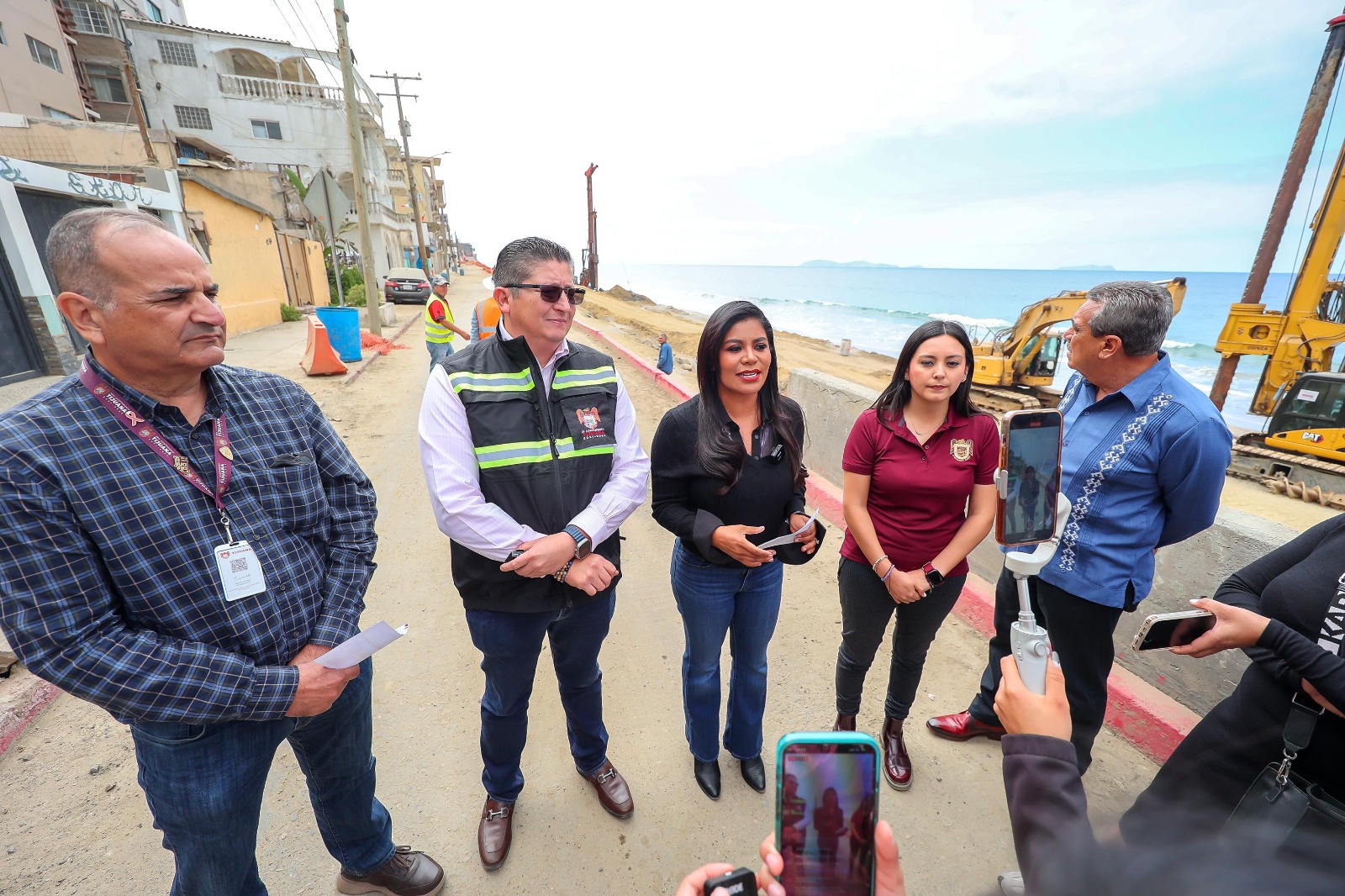 SUPERVISA ALCALDESA MONTSERRAT CABALLERO AVANCES EN OBRA DEL MALECÓN DE PLAYAS DE TIJUANA