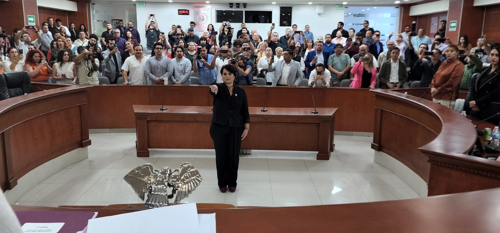 Aprueban solicitud de licencia temporal presentada por el diputado Fidel Mogollón