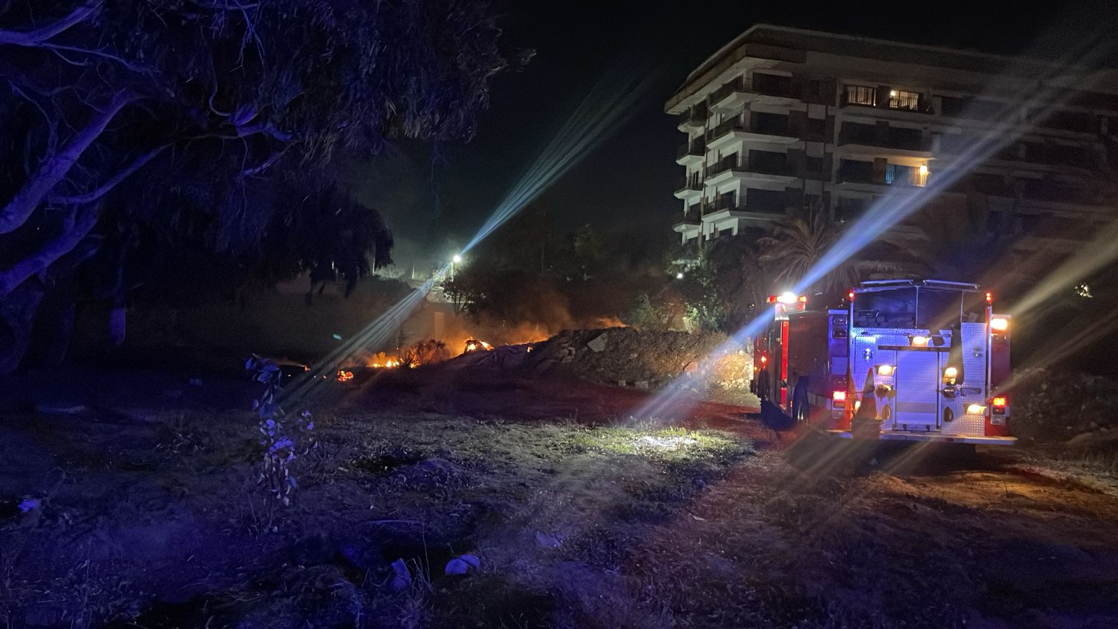 Atiende Gobierno de Rosarito emergencias por condiciones de Santa Ana